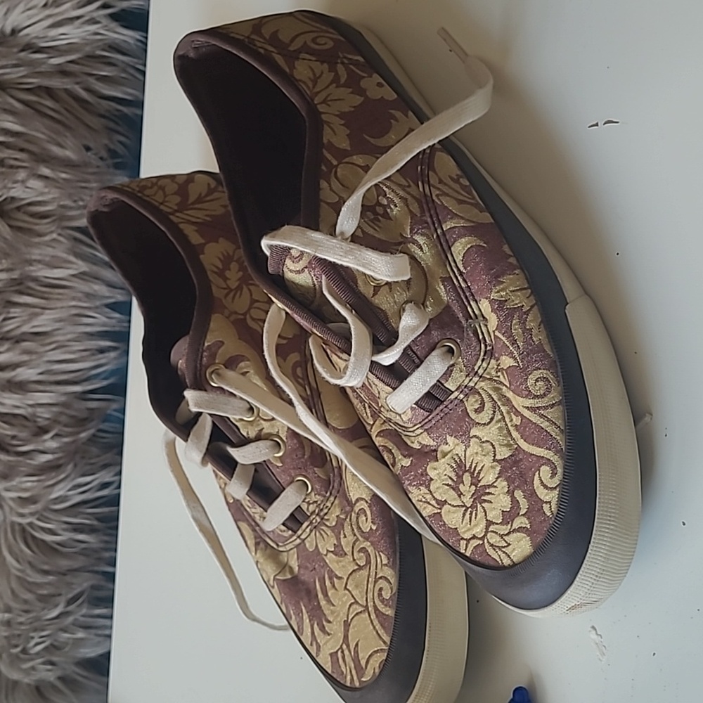 Keds sneakers size 9
